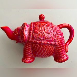 🐘🫖CALYPSO ST. BARTH Pink🩷Magenta Ceramic Elephant Tea Pot🍵 NWT
